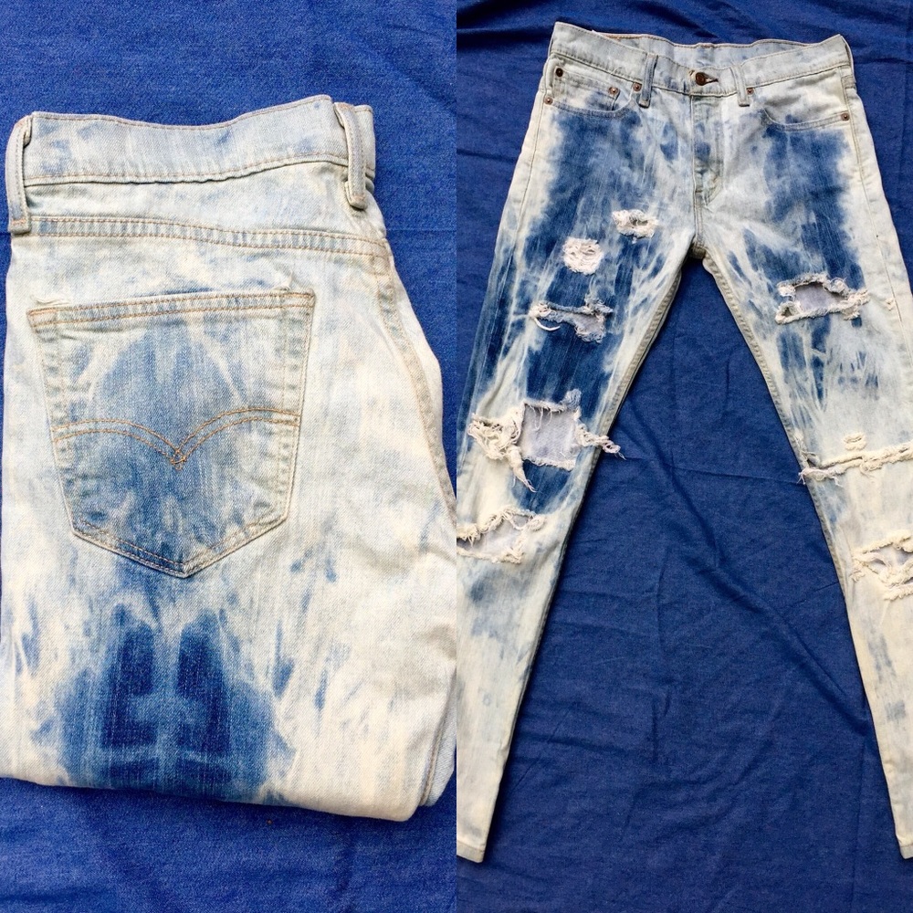 Levi’s Distressed Skinny Fit Jeans